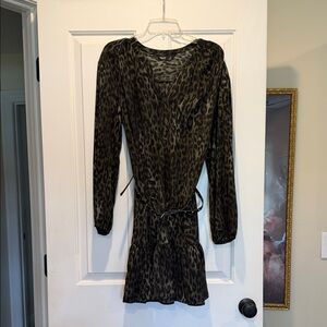 Simply Vera Vera Wang Olive Green Leopard Print Long Sleeve Mini Dress